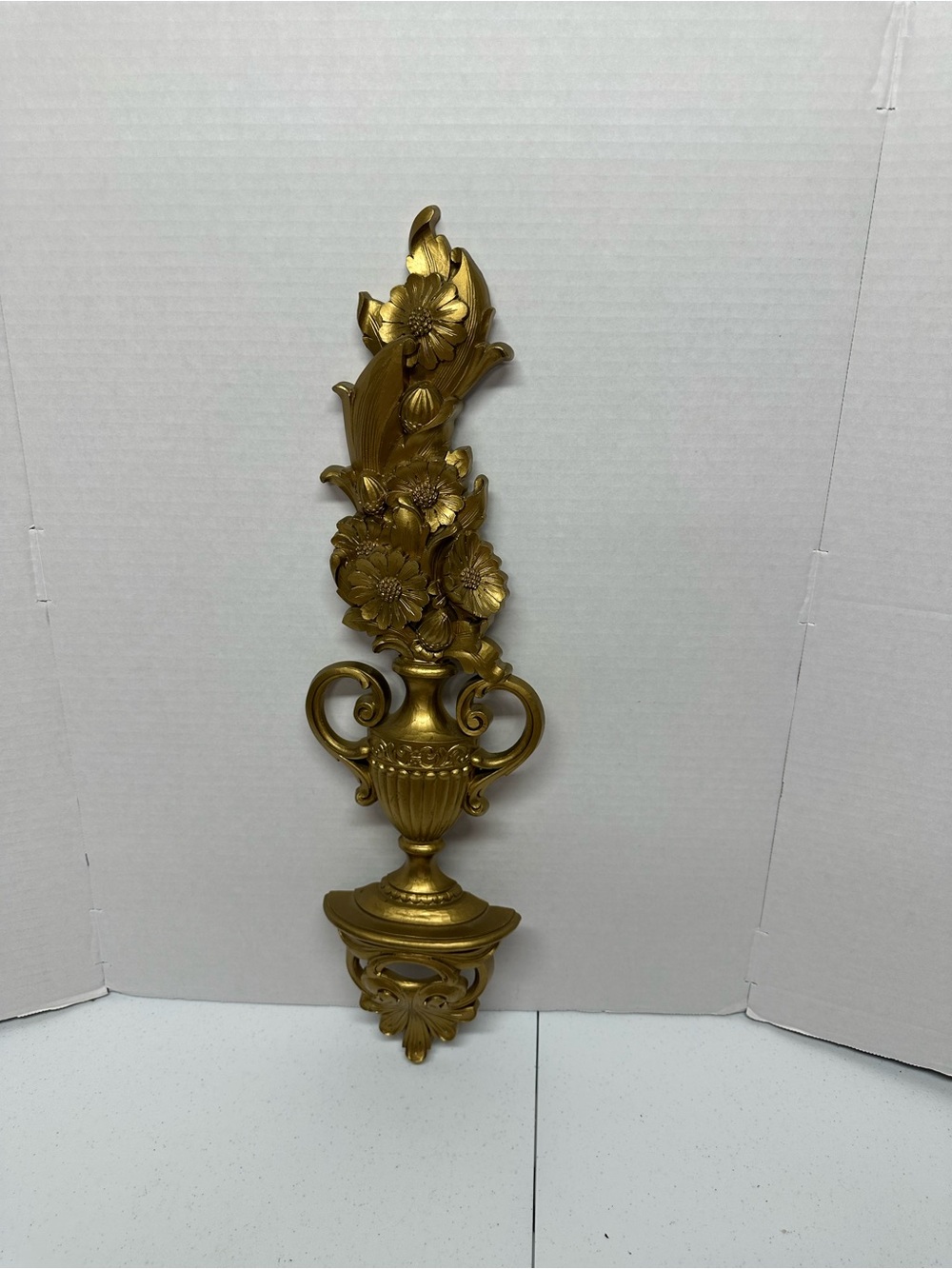 Vintage 1970 Syroco 7189 Gold Floral Urn Wall Decor Hollywood Regency